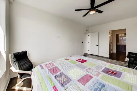 3001 North Southport Avenue Chicago IL 60657