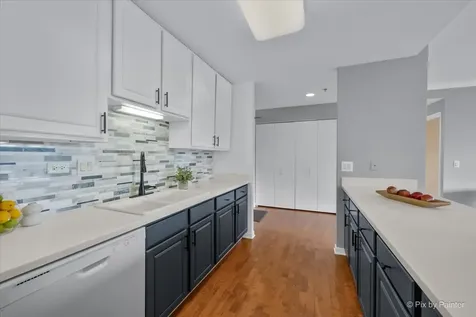 77 South Evergreen Avenue Arlington Heights IL 60005