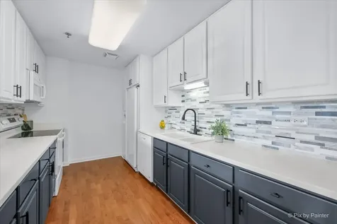 77 South Evergreen Avenue Arlington Heights IL 60005