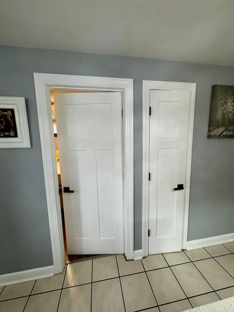 10806 South Avenue O Chicago IL 60617