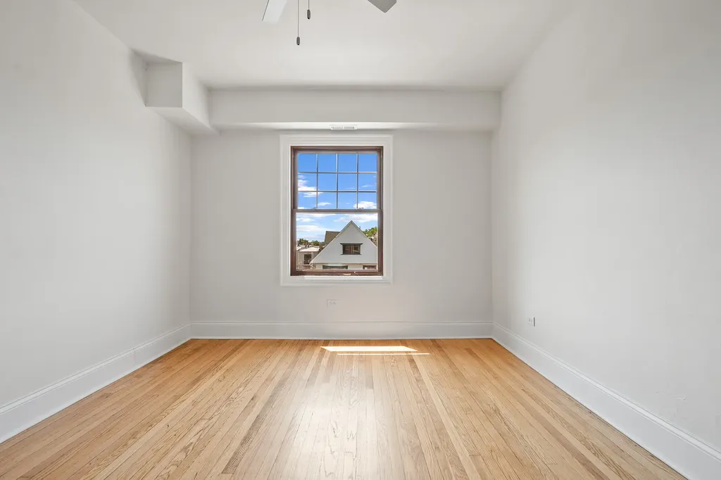 4541 South Forrestville Avenue Chicago IL 60653