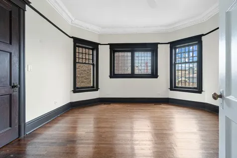 4541 South Forrestville Avenue Chicago IL 60653