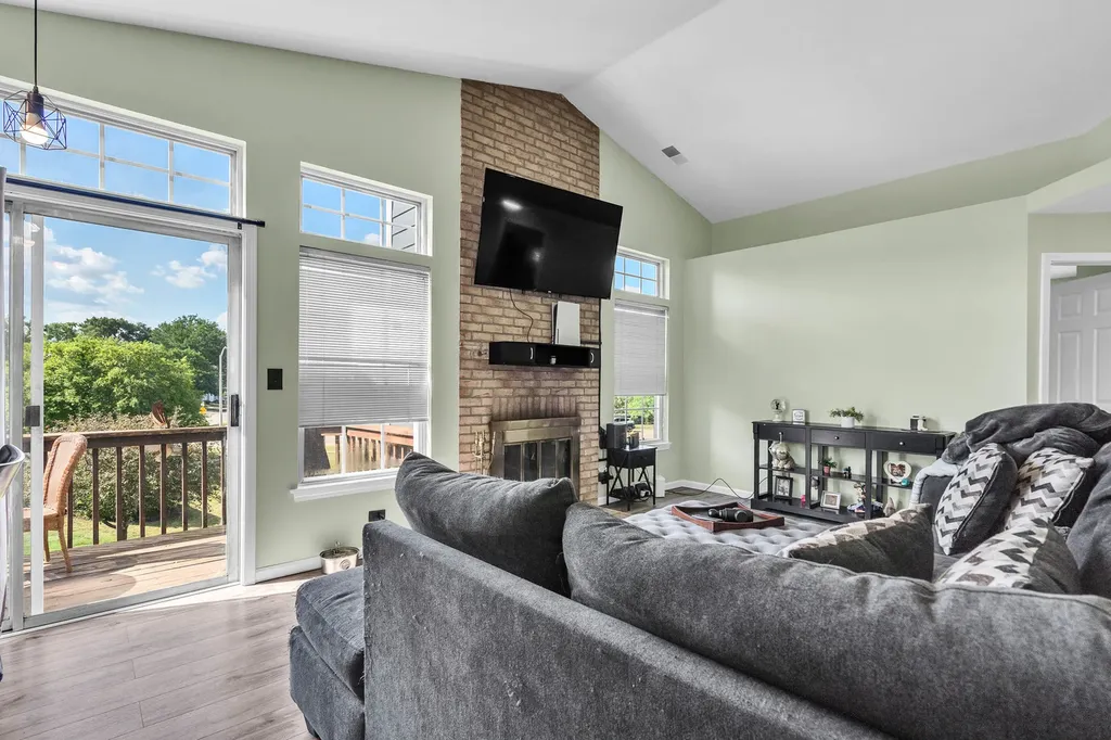 1117 Kingston Court Glendale Heights IL 60139