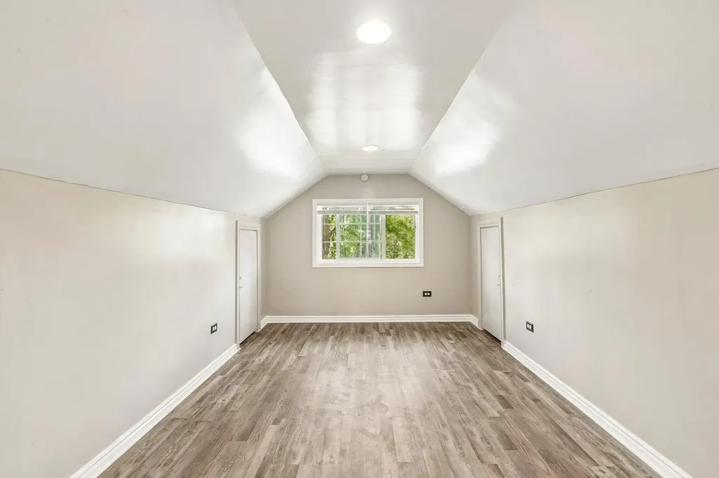 4163 Eberly Avenue Brookfield IL 60513