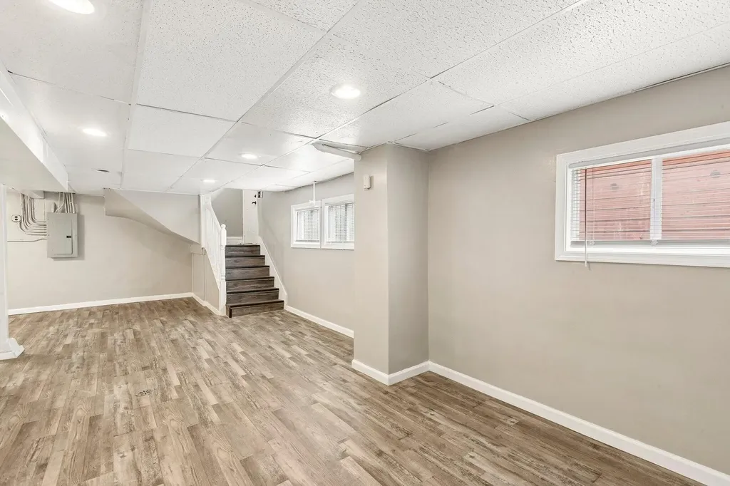 4163 Eberly Avenue Brookfield IL 60513