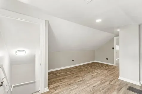4163 East Eberly Avenue Brookfield IL 60513