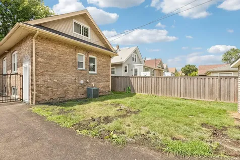 4163 East Eberly Avenue Brookfield IL 60513