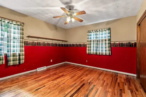 630 84TH Avenue Rock Island IL 61201