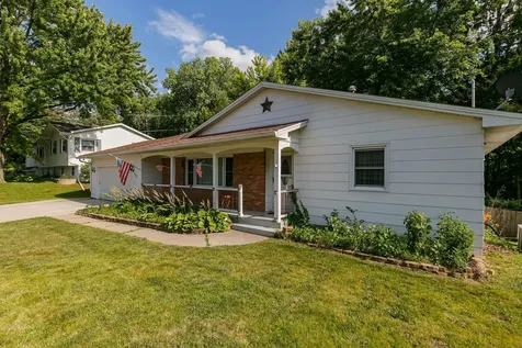 630 84TH Avenue Rock Island IL 61201