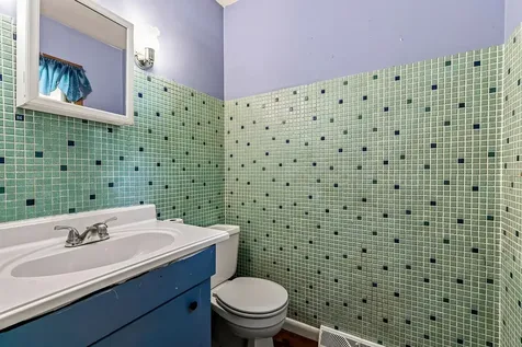 630 84TH Avenue Rock Island IL 61201