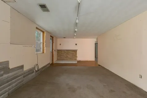 630 84TH Avenue Rock Island IL 61201