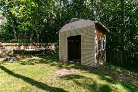 630 84TH Avenue Rock Island IL 61201