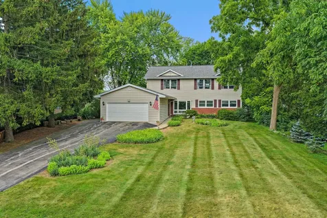 910 Division Street Barrington IL 60010