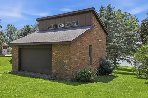 15721 Lakeside Drive Sterling IL 61081
