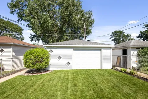 7707 Merrimac Avenue Burbank IL 60459