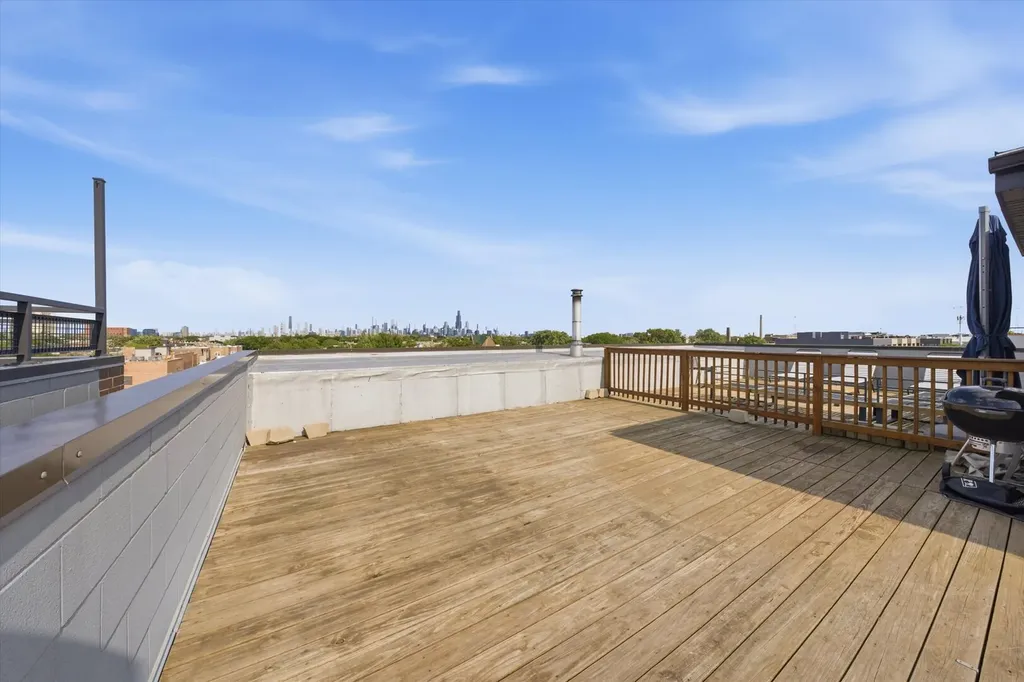 934 North California Avenue Chicago IL 60622