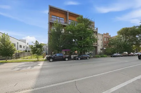 934 North California Avenue Chicago IL 60622
