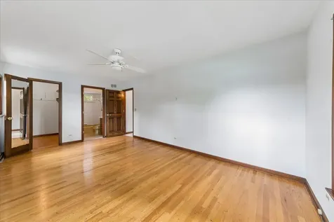 5641 Deerpath Lane Downers Grove IL 60516