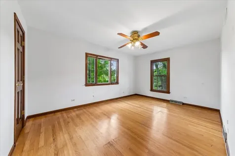 5641 Deerpath Lane Downers Grove IL 60516