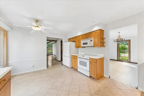 5641 Deerpath Lane Downers Grove IL 60516