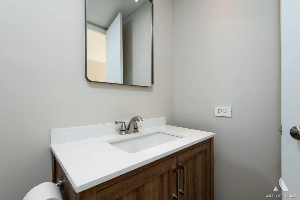 345 West Fullerton Parkway Chicago IL 60614