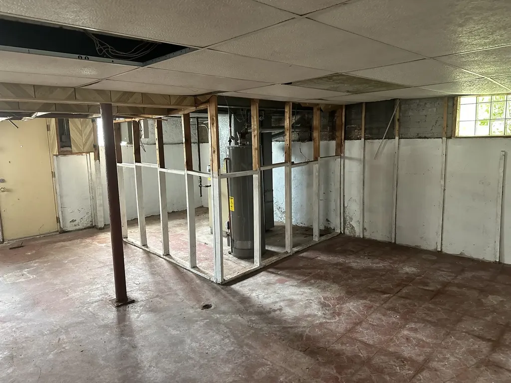 8433 South Wolcott Avenue Chicago IL 60620