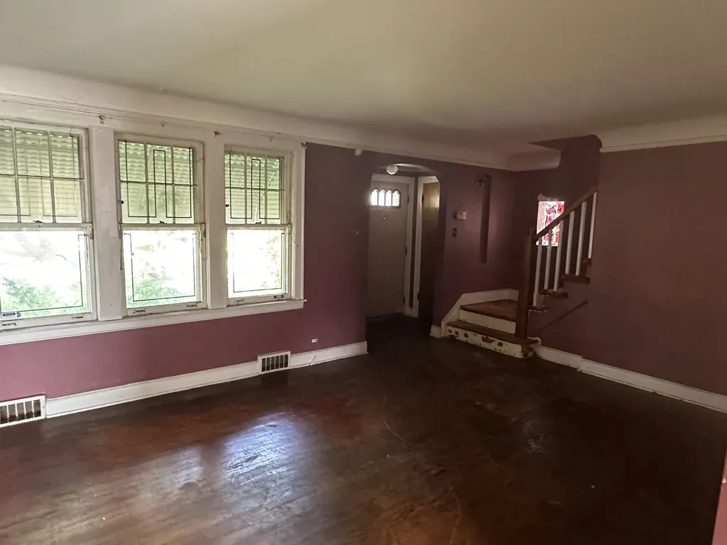 8433 South Wolcott Avenue Chicago IL 60620