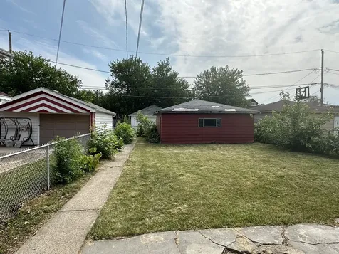 8433 South Wolcott Avenue Chicago IL 60620