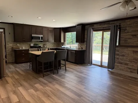 8 Lakedale Drive Salem IL 62881