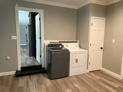 8 Lakedale Drive Salem IL 62881