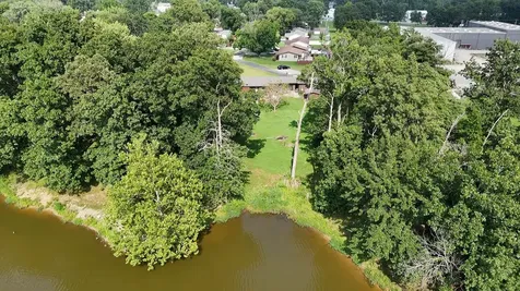 8 Lakedale Drive Salem IL 62881