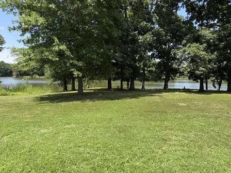 8 Lakedale Drive Salem IL 62881