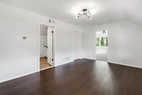 6844 North Ottawa Avenue Chicago IL 60631