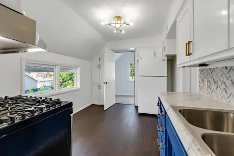 6844 North Ottawa Avenue Chicago IL 60631