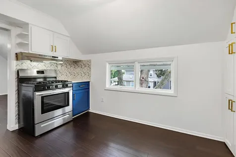 6844 North Ottawa Avenue Chicago IL 60631