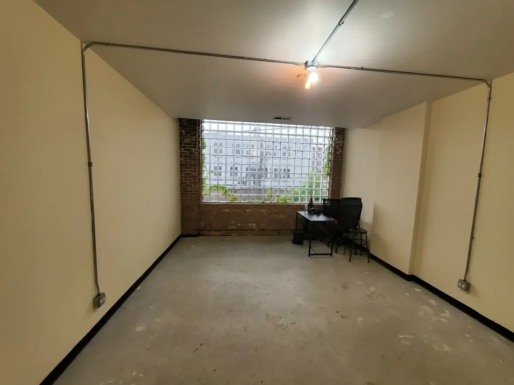2217 West Ferdinand Street Chicago IL 60642