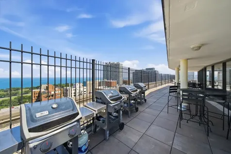 2930 North Sheridan Road Chicago IL 60657