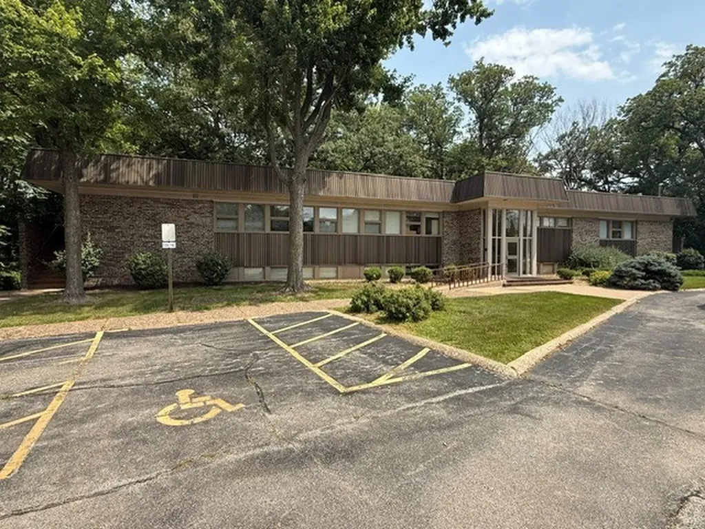 3000 41ST Street Moline IL 61265