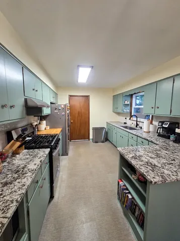 15821 South River Road Plainfield IL 60544