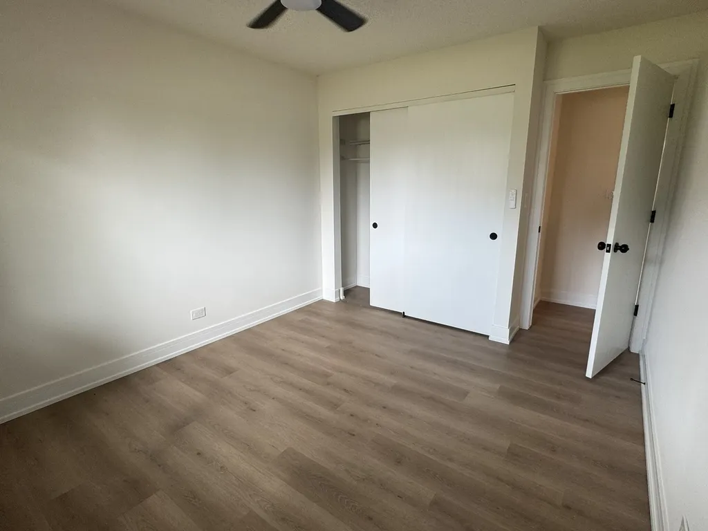 3010 Timber Hill Court Aurora IL 60504