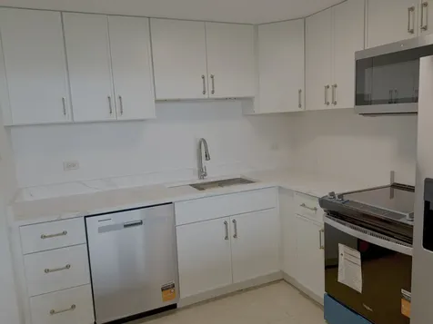 2015 South Finley Road S Lombard IL 60148