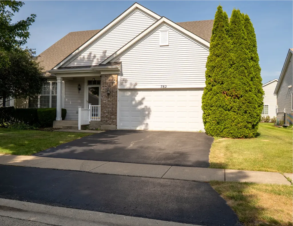 782 South Baldwin Lane Romeoville IL 60446