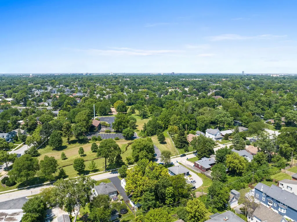 337 Sheldon Avenue Downers Grove IL 60515