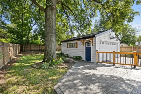 337 Sheldon Avenue Downers Grove IL 60515
