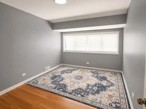 6647 North Lawndale Avenue Lincolnwood IL 60712
