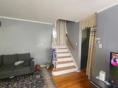 6647 North Lawndale Avenue Lincolnwood IL 60712