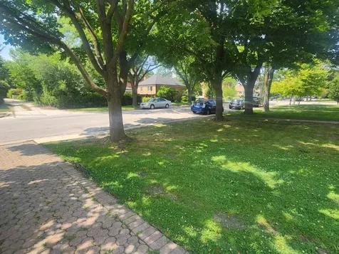 6647 North Lawndale Avenue Lincolnwood IL 60712