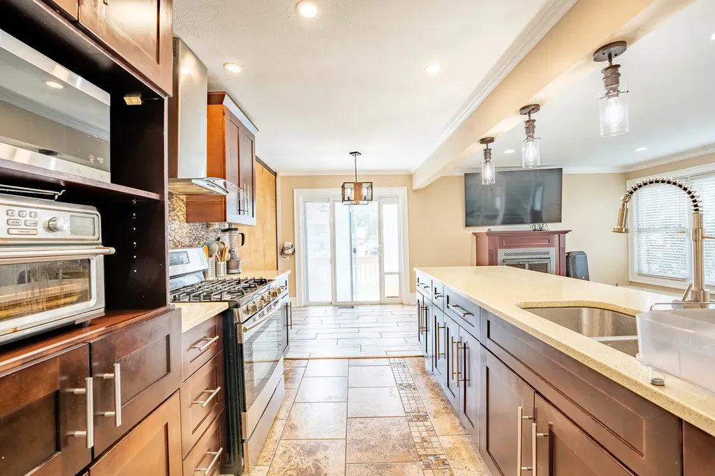 234 Algonquin Court Bolingbrook IL 60440