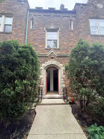 2859 North Kostner Avenue Chicago IL 60641