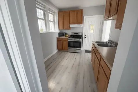 2859 North Kostner Avenue Chicago IL 60641